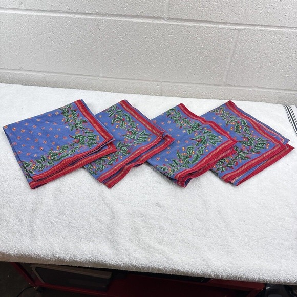 Williams and Sonoma Placemats 19x18.5 Christmas Holidays Vintage Cotton Set Of 4 - Picture 8 of 8